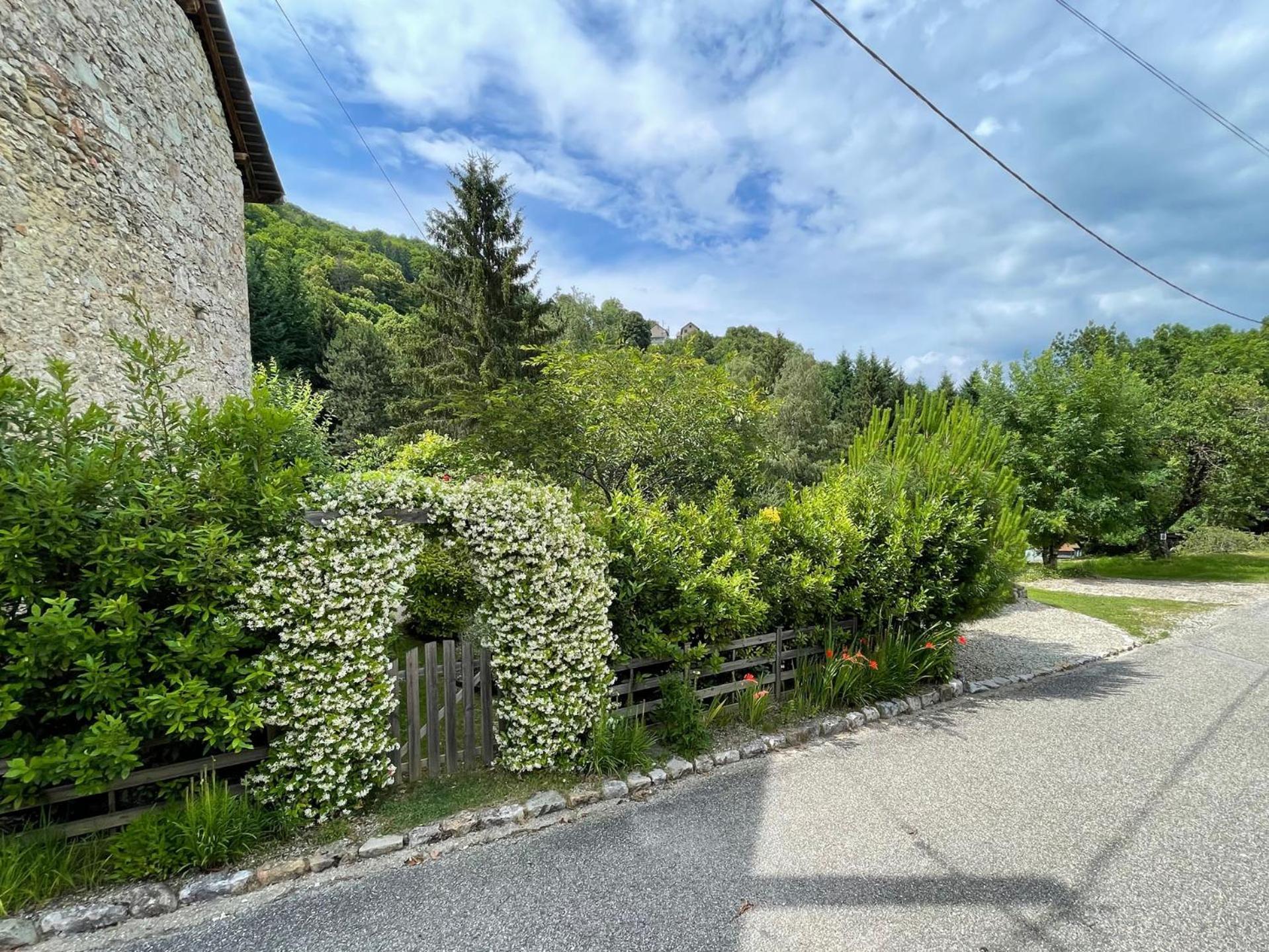 Gite, Close To Hautecombe Abbey, Lac Du Bourget Grumeau Exteriör bild